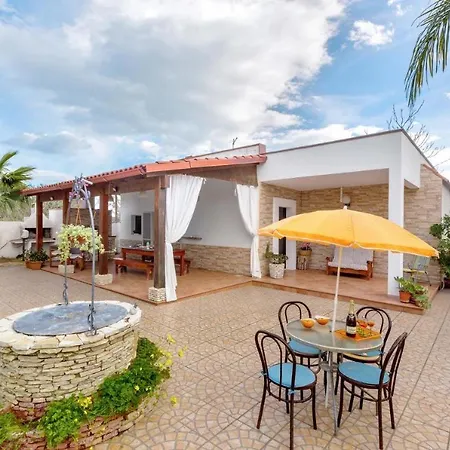 Holiday home Ginetta Torre Ovo